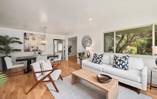 216 Montclair Road, Los Gatos, CA 95032