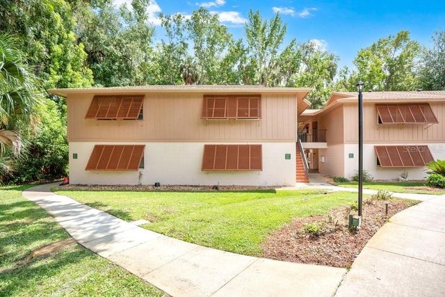 150 WAX MYRTLE WOODS COURT 9B, Deltona, FL 32725