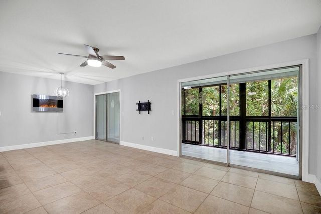 150 WAX MYRTLE WOODS COURT 9B, Deltona, FL 32725