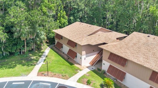 150 WAX MYRTLE WOODS COURT 9B, Deltona, FL 32725