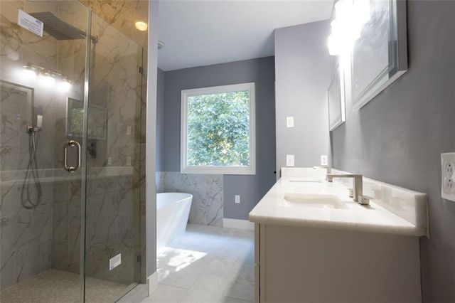 4871 PINNACLE Drive, Stone Mountain, GA 30088