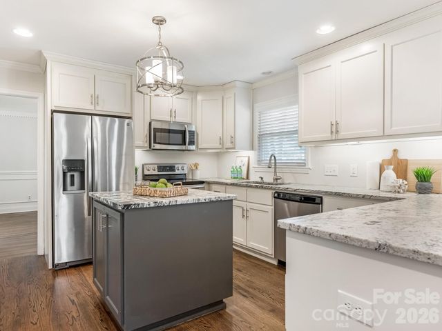 6706 Brynwood Drive, Charlotte, NC 28220