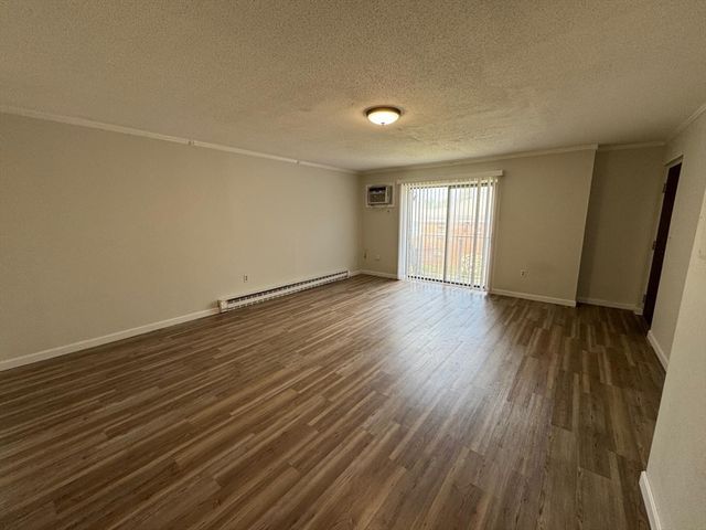 1186 Worcester Rd 231, Framingham, MA 01702