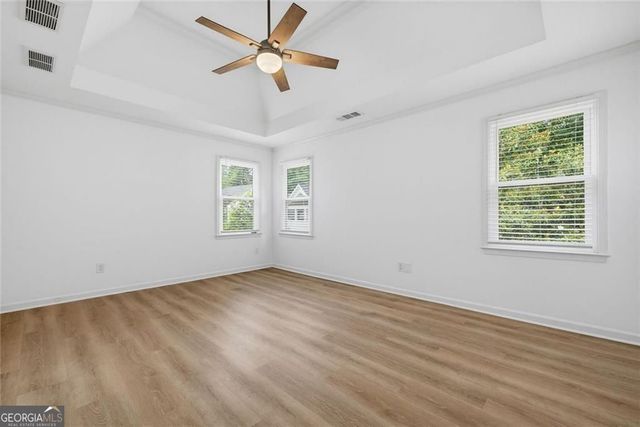 1327 Oaklawn Avenue NE, Brookhaven, GA 30319