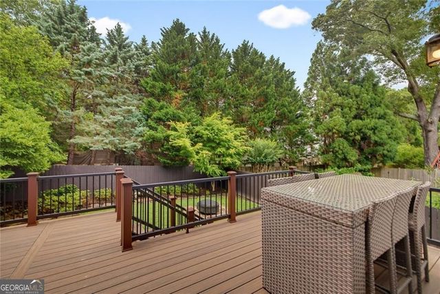 1327 Oaklawn Avenue NE, Brookhaven, GA 30319