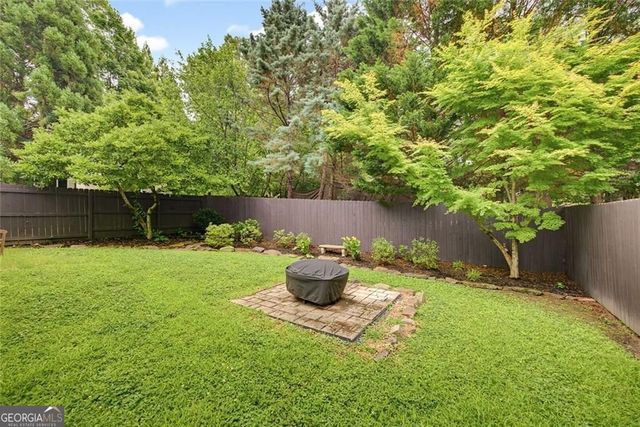 1327 Oaklawn Avenue NE, Brookhaven, GA 30319