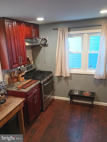 219 FRONT ST, Fieldsboro, NJ 08505