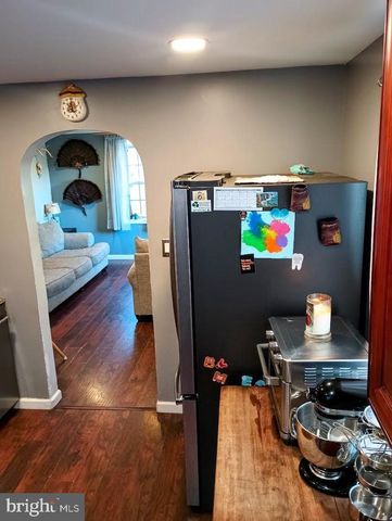 219 FRONT ST, Fieldsboro, NJ 08505