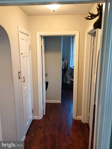 219 FRONT ST, Fieldsboro, NJ 08505