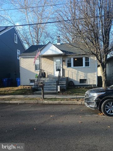 219 FRONT ST, Fieldsboro, NJ 08505