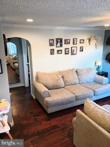 219 FRONT ST, Fieldsboro, NJ 08505