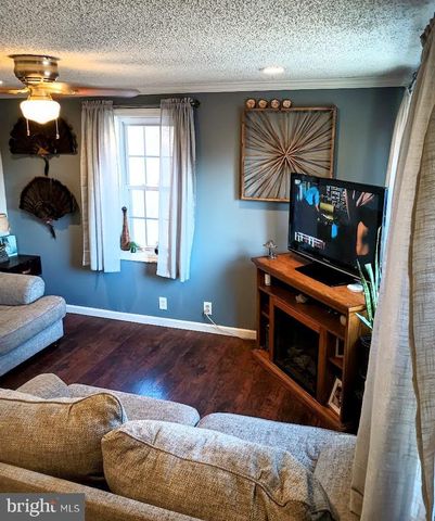 219 FRONT ST, Fieldsboro, NJ 08505