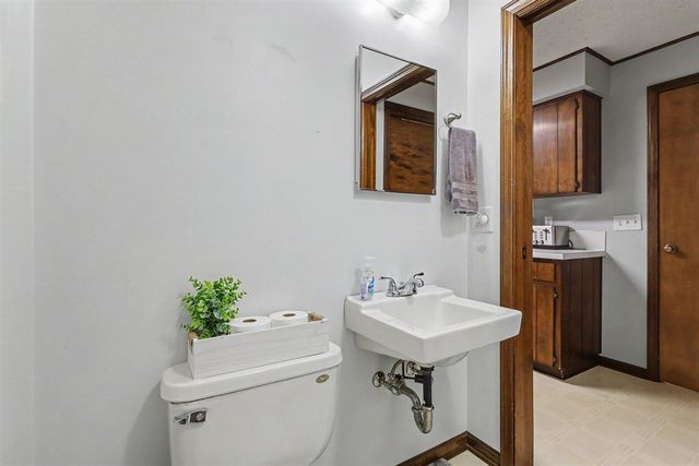 1830 Kings Court, Muskegon, MI 49445