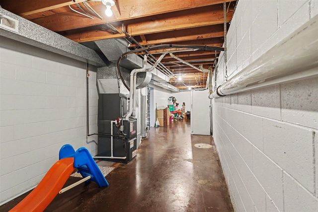 1830 Kings Court, Muskegon, MI 49445