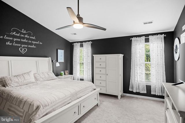 204 NATHAN DR, Cinnaminson, NJ 08077