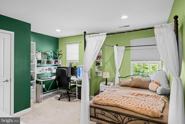 204 NATHAN DR, Cinnaminson, NJ 08077