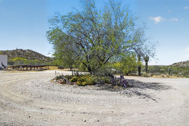 38809 E SPOTTED HORSE Trail, Florence, AZ 85132