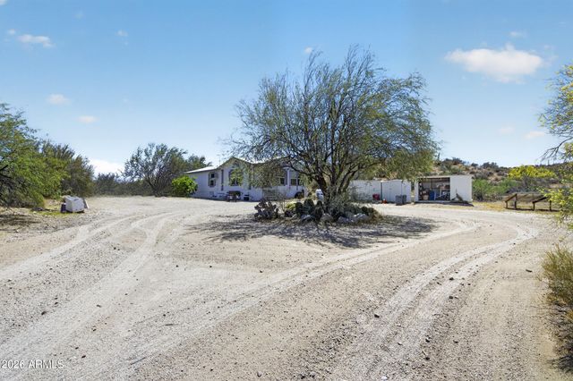38809 E SPOTTED HORSE Trail, Florence, AZ 85132