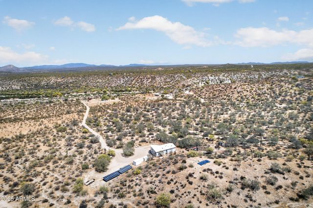 38809 E SPOTTED HORSE Trail, Florence, AZ 85132
