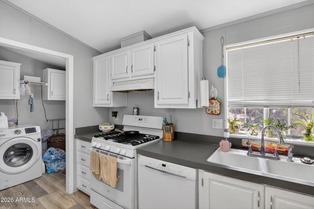 38809 E SPOTTED HORSE Trail, Florence, AZ 85132