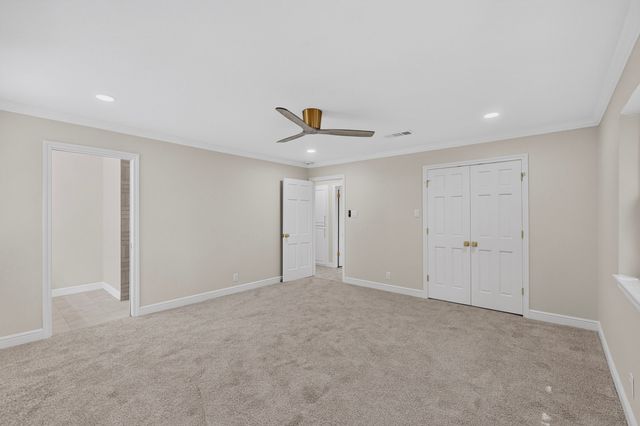 4001 Georgian Drive, Haltom City, TX 76117