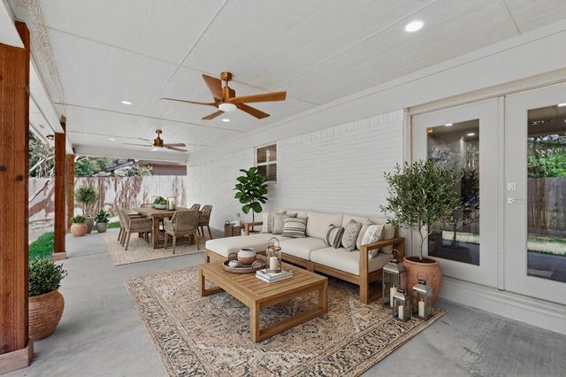 4001 Georgian Drive, Haltom City, TX 76117