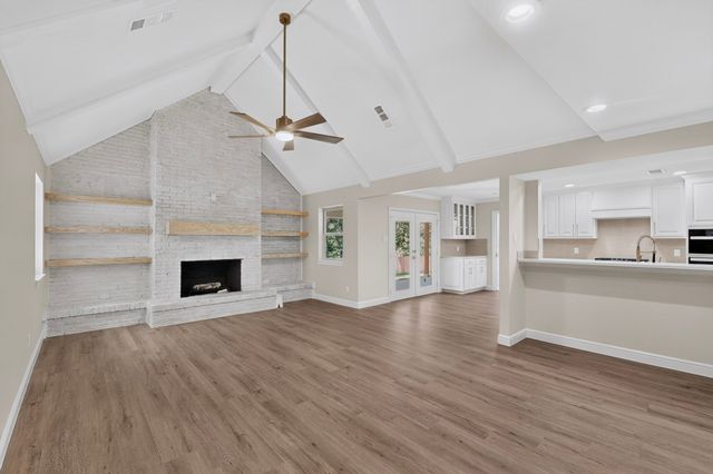 4001 Georgian Drive, Haltom City, TX 76117