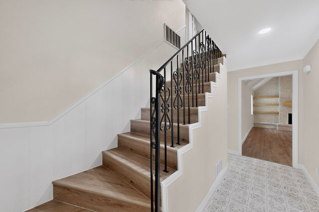 4001 Georgian Drive, Haltom City, TX 76117