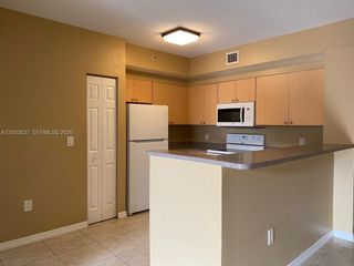 8060 N Nob Hill Rd 203, Tamarac, FL 33321