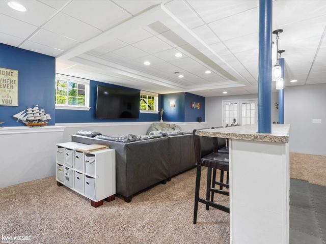 25346 Stanley Lane, South Lyon, MI 48178