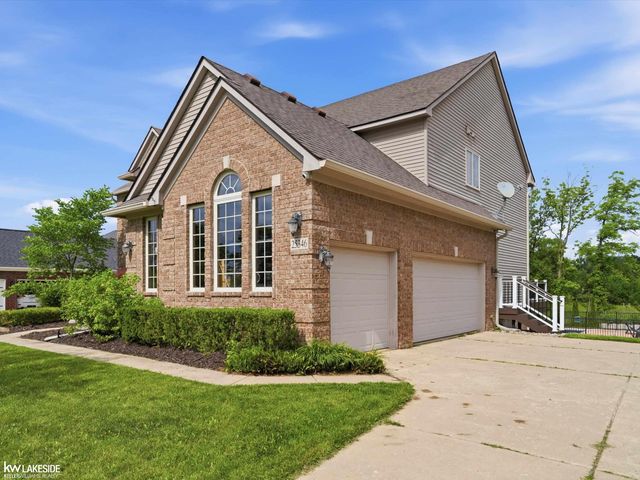 25346 Stanley Lane, South Lyon, MI 48178
