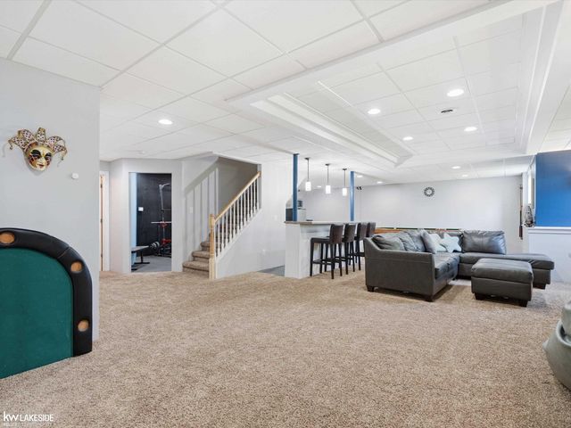 25346 Stanley Lane, South Lyon, MI 48178