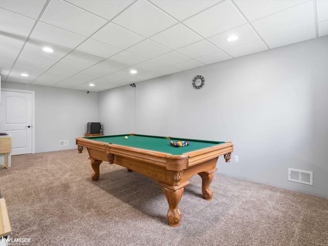 25346 Stanley Lane, South Lyon, MI 48178