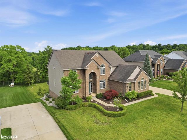 25346 Stanley Lane, South Lyon, MI 48178