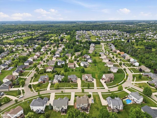 25346 Stanley Lane, South Lyon, MI 48178