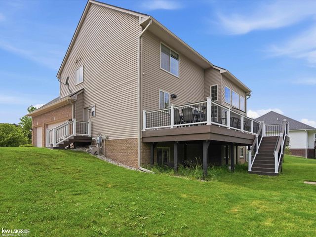 25346 Stanley Lane, South Lyon, MI 48178
