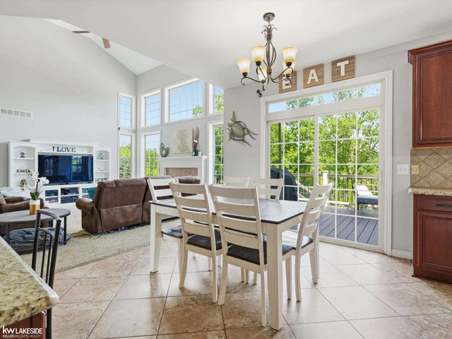 25346 Stanley Lane, South Lyon, MI 48178