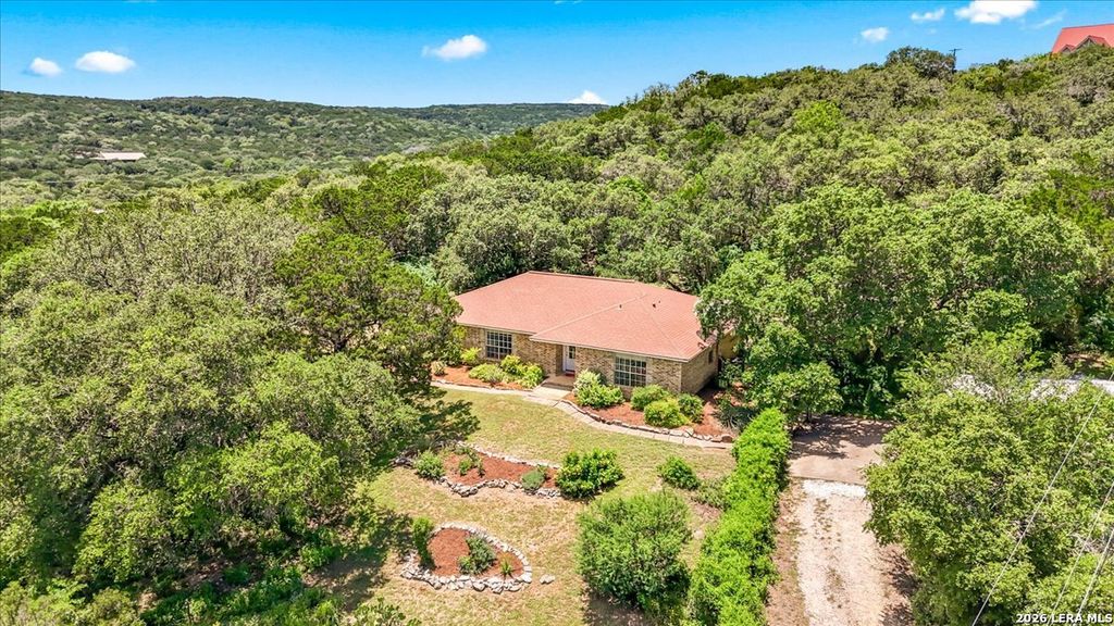 19435 Nottingham, Helotes, TX 78023