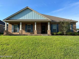 15636 Ollie Lane, Biloxi, MS 39532