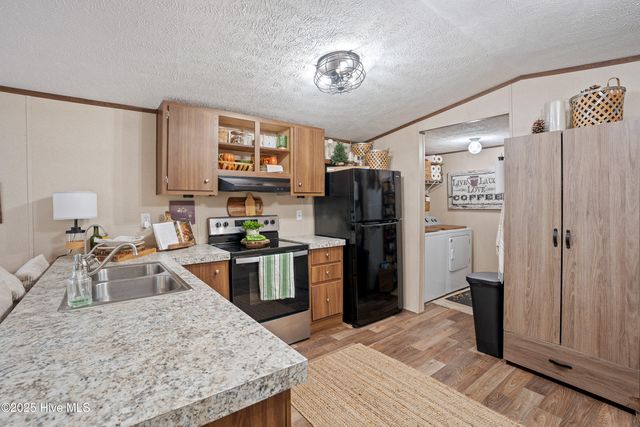 1203 Woodcrest Road, Southport, NC 28461