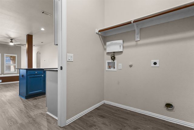 1214 Inglewood Drive, Mansfield, TX 76063