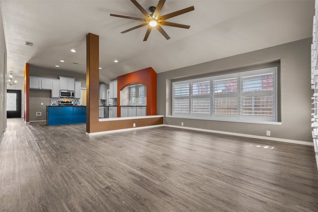 1214 Inglewood Drive, Mansfield, TX 76063