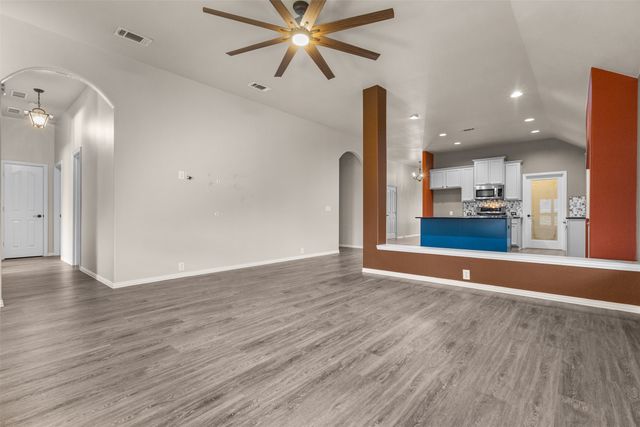 1214 Inglewood Drive, Mansfield, TX 76063