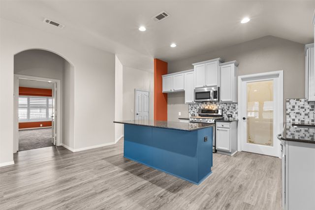 1214 Inglewood Drive, Mansfield, TX 76063