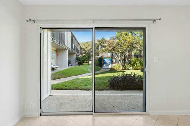500 E Riverside DR 114, Austin, TX 78704