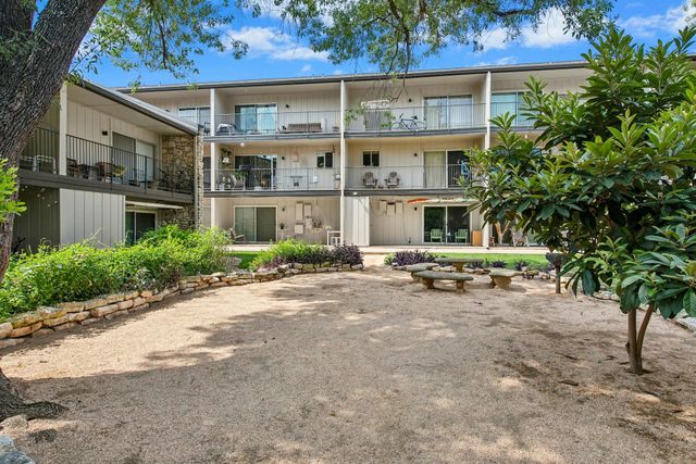 500 E Riverside DR 114, Austin, TX 78704