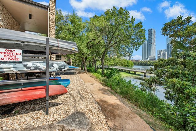 500 E Riverside DR 114, Austin, TX 78704
