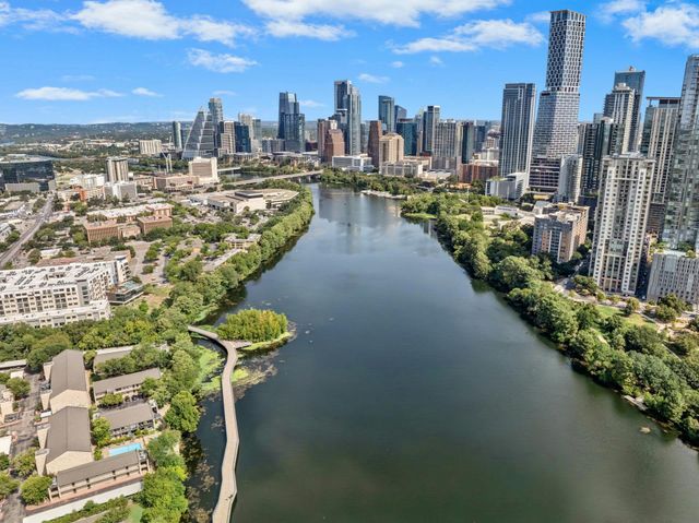 500 E Riverside DR 114, Austin, TX 78704