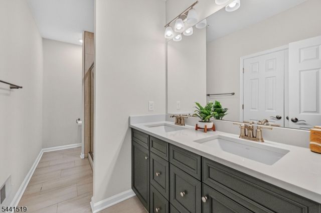 3 Sadie Cir 3101, Union Twp., NJ 07083
