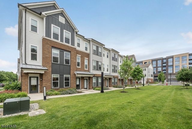 3 Sadie Cir 3101, Union Twp., NJ 07083